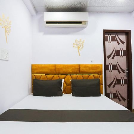 Flips With Mykonos Guest House New Delhi Exterior photo